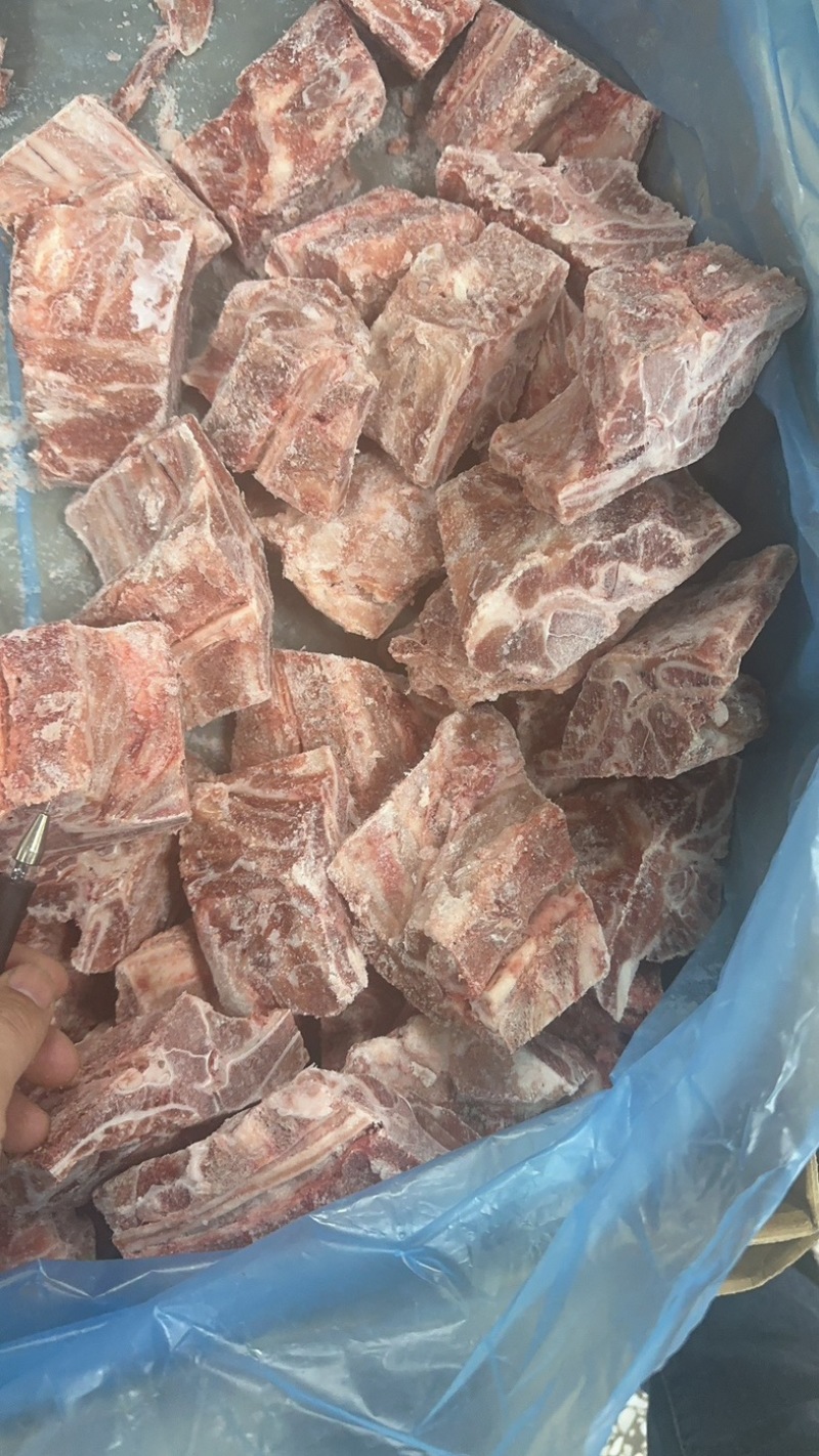全国猪颈骨加工分割