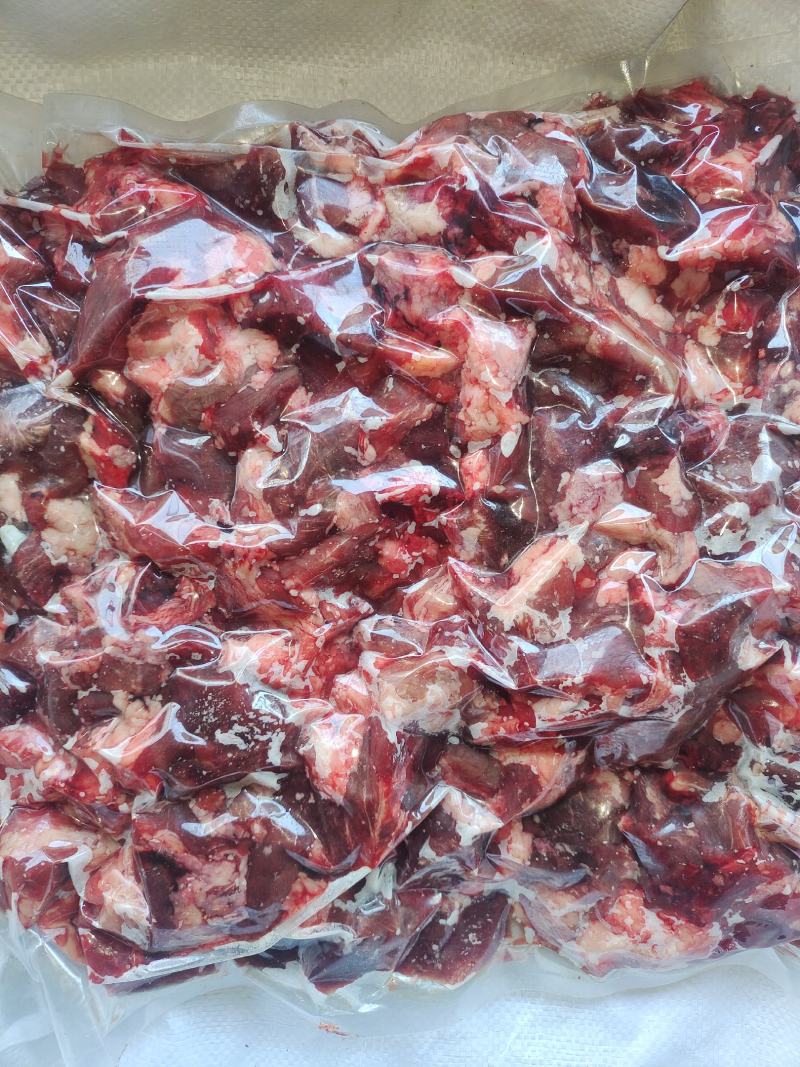 牛碎肉，烧烤食材，火锅食材可批发，可零售，全国可发货