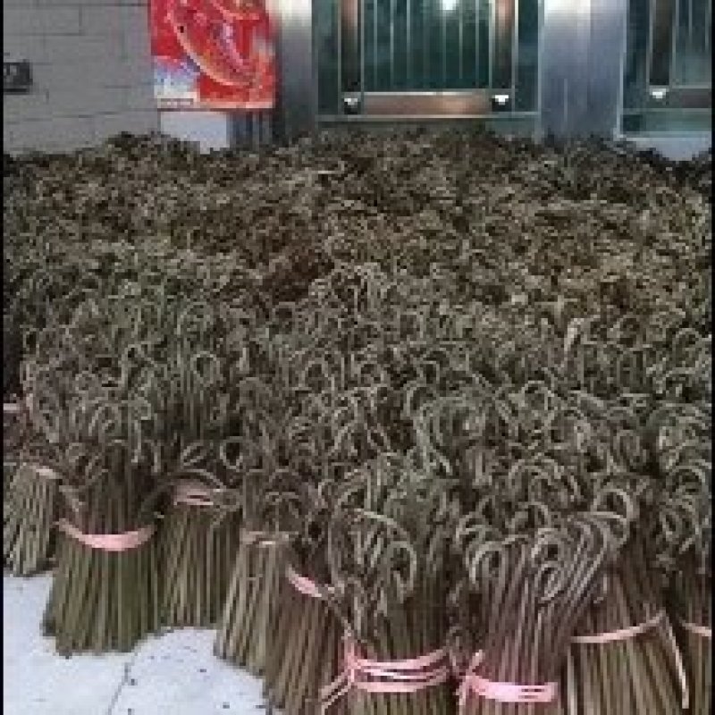 是一种具有较强的抑菌活性物质，味道巴适！！