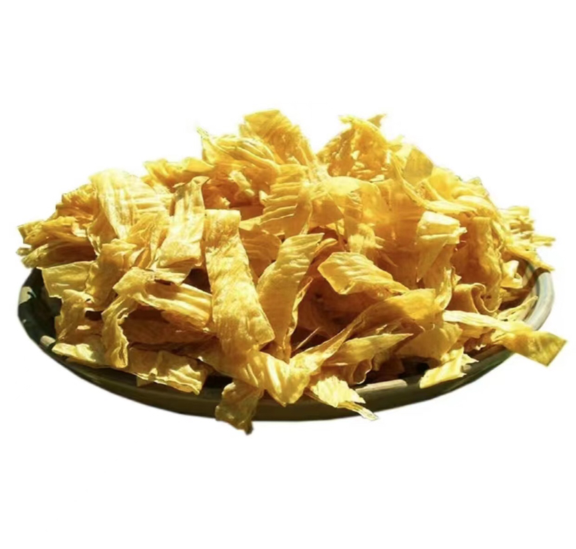 展示金黄酥脆的油炸蚕豆成品 成品油炸蚕豆特写