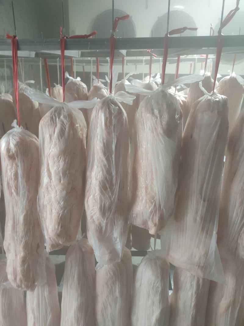 吊挂板油，大油2至3块一挂
