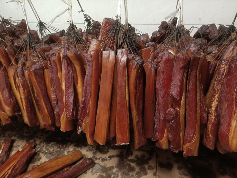 里脊腊肉湖南烟熏腊肉里脊肉红腊肉工厂货源欢迎电联
