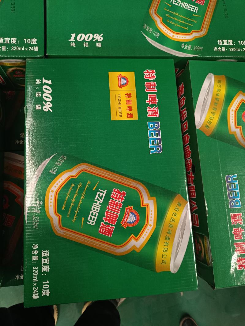青邑特制，麦汁4度6度。320ml，500ml。