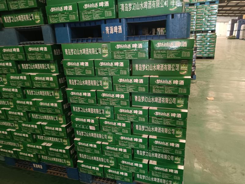 青邑特制，麦汁4度6度。320ml，500ml。