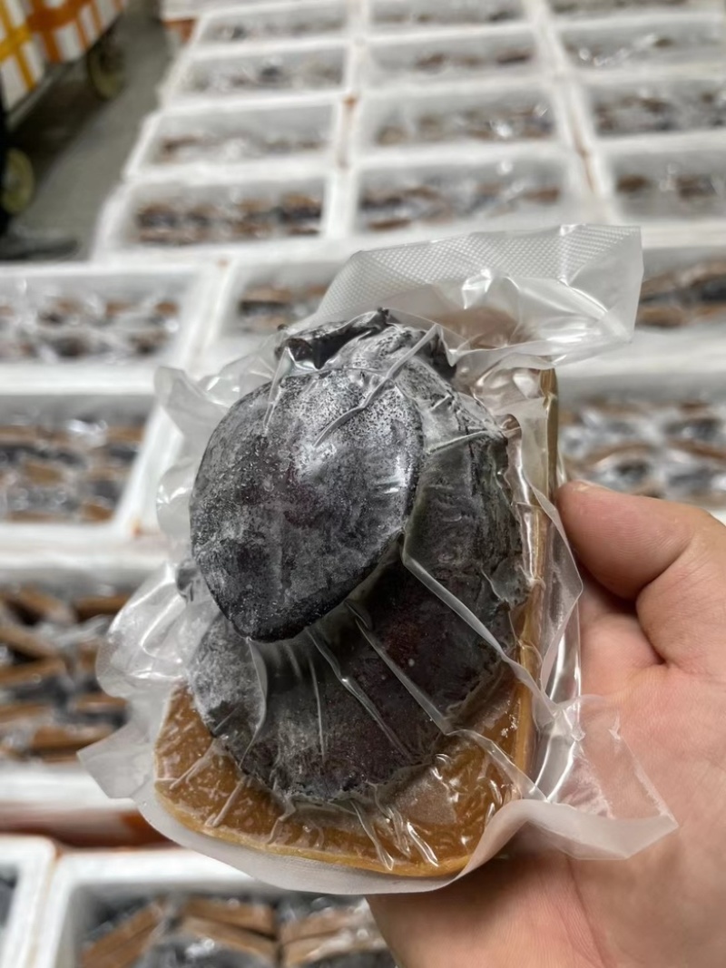 南非溏心即食鲍鱼，干鲍所致，加热即食，溏心鲍鱼