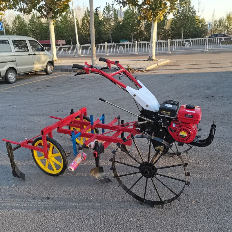 汽油大马力覆膜机起垄平地拱棚都可以使用花生地瓜地膜机