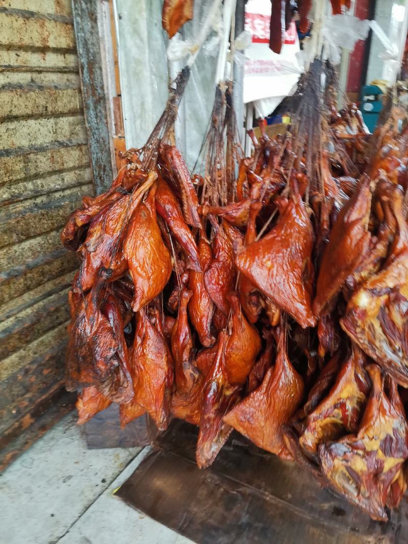 腊鸭腿湖南烟熏腊鸭腿烟熏鸭腿