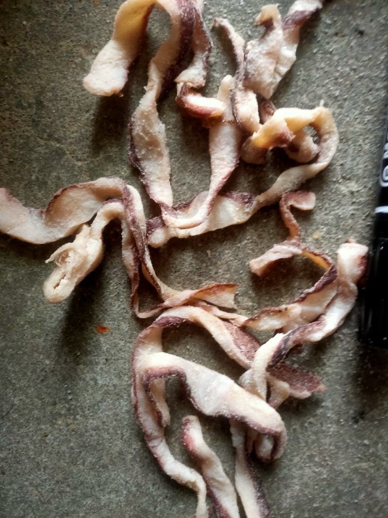 鱿鱼干，价格便宜，一手货源，自己加工的，没有中间