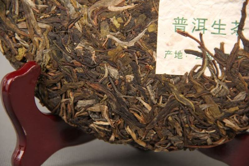 批发普洱茶勐海南糯山普洱勐海早春生茶357g七子饼