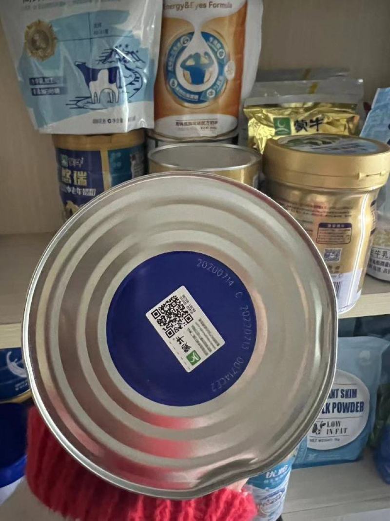 处理过期奶粉，大约1吨左右罐装，袋装的都有养殖场来聊聊