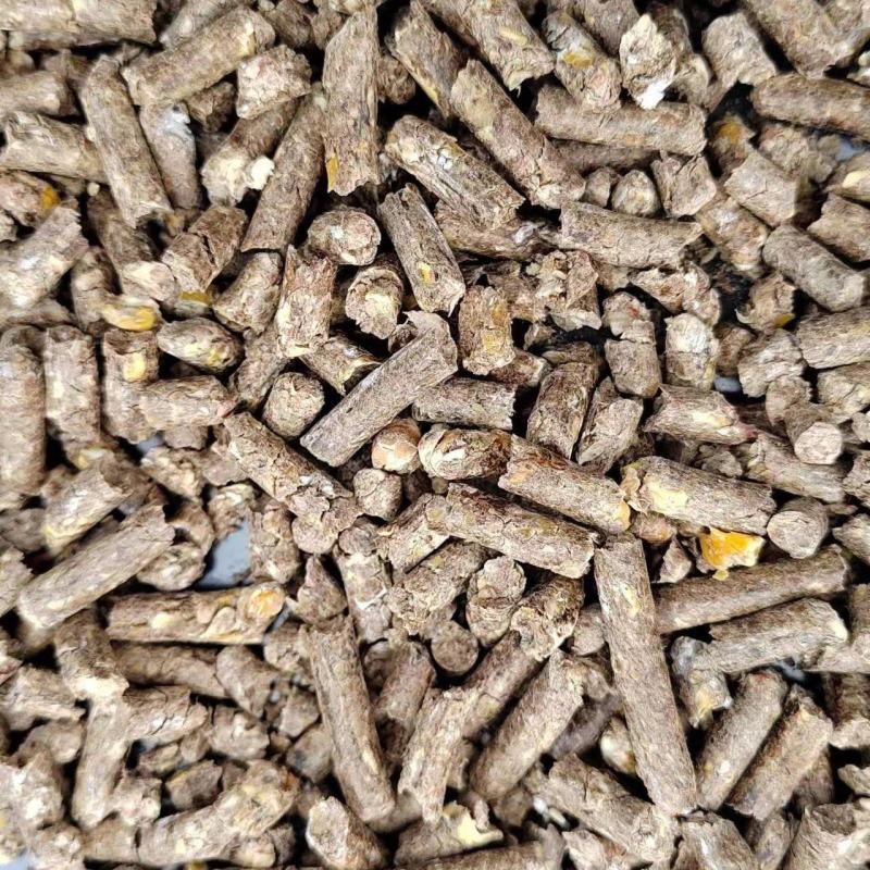【饲料】花生秧和玉米混合颗粒饲料，产地一手货源，质量保证