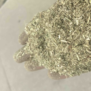原产地花生秧，花生秧杆粉，可加工反刍动物饲料，兔饲料