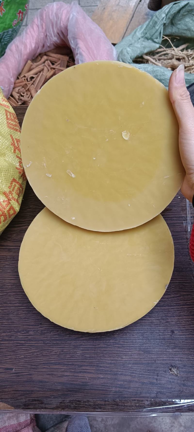 招蜂蜂蜡，食用蜂蜡，中锋蜂蜡