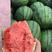 西瓜大量上市，2k西瓜口感甜，皮薄，产地一手货源，即买即
