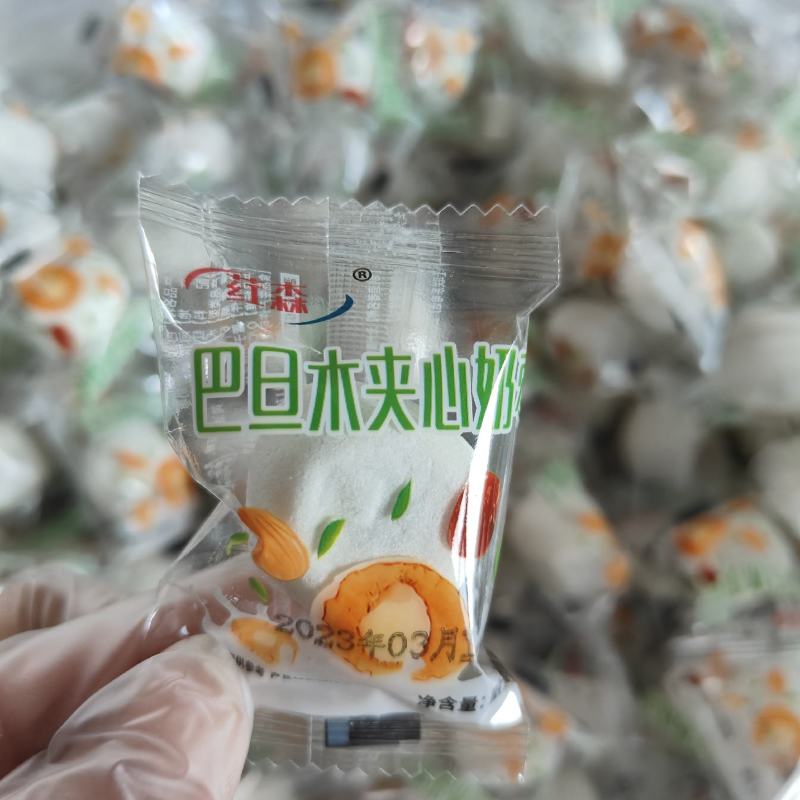奶酪枣夹杏仁奶枣网红抖音炒奶枣炒货巴旦木夹心奶酪新疆红枣