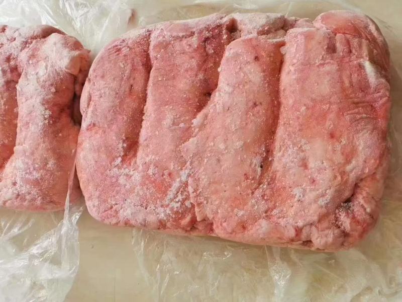 羊尾油，纯大块，颜色鲜，烧烤用价格合适量大从优