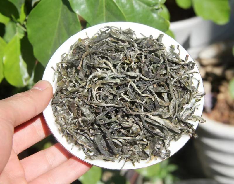 凤凰山头春生态大树茶（盒装）规格：500g/套，