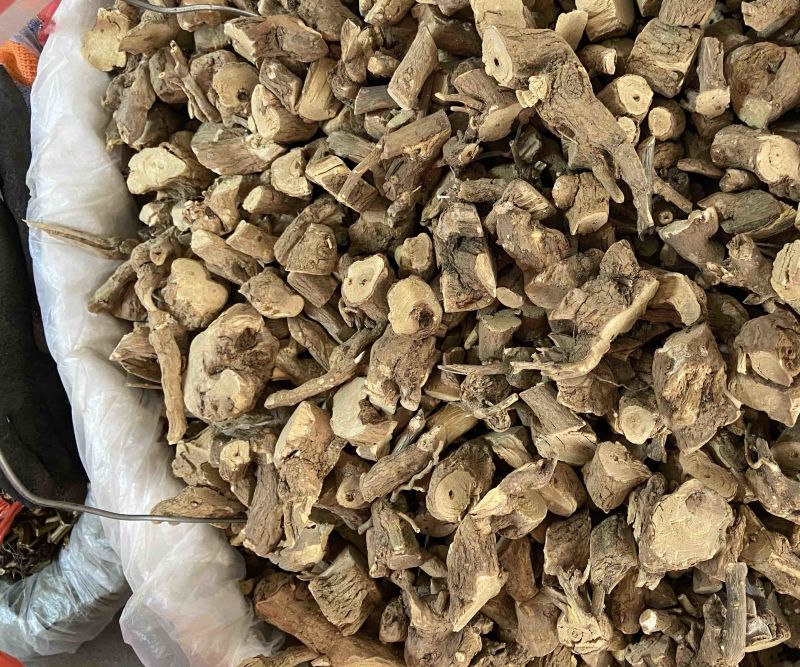 枸杞根新鲜野生地骨皮江苏地骨皮茶枸杞根皮红榴根