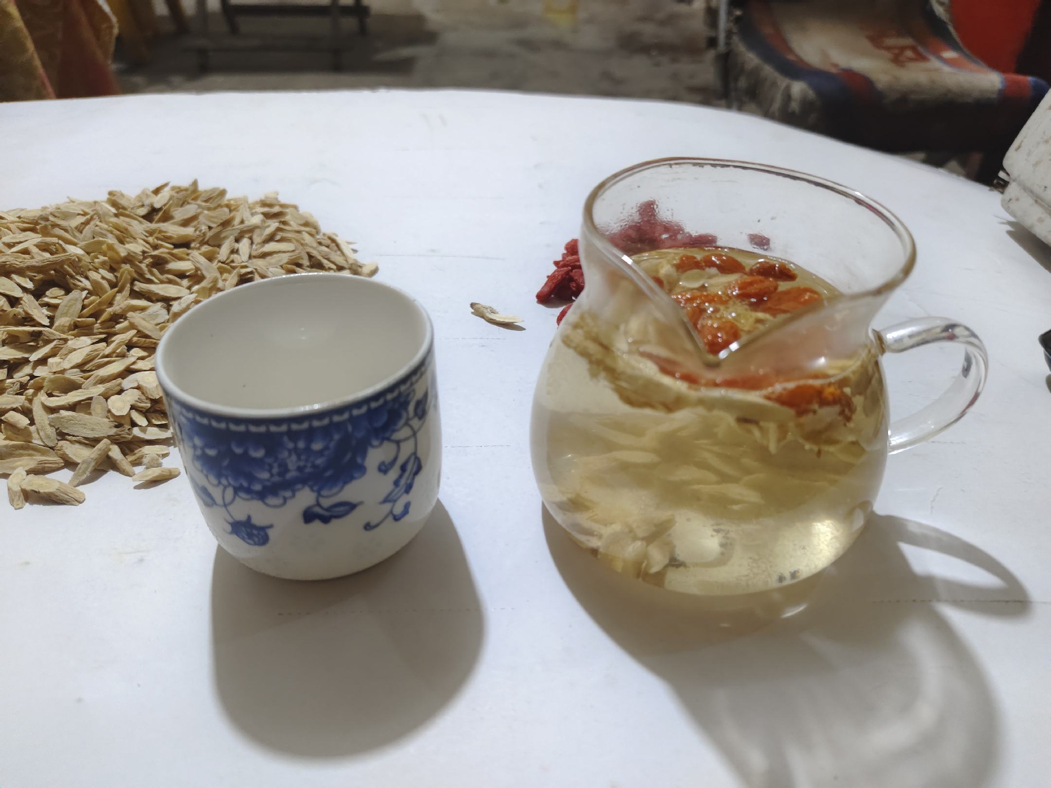 红糖黄芪泡水冲泡过程