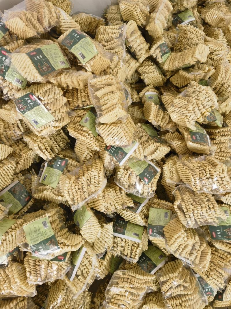 【热卖推荐】豆腐串油炸干货批发厂家直供可视频看货欢迎联系