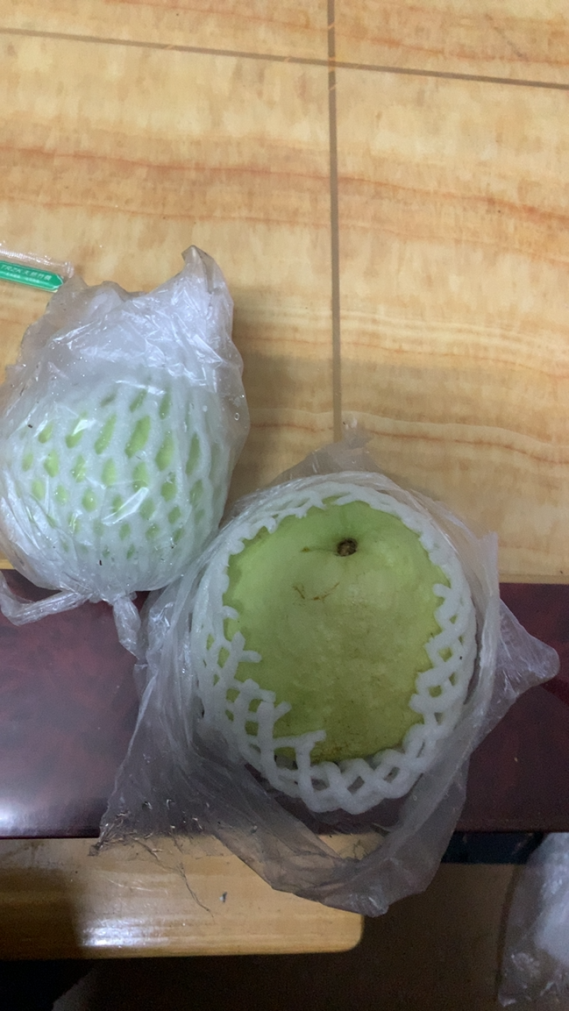 吃了一个，挺好吃的，又大也不贵，需要的老板给你代购