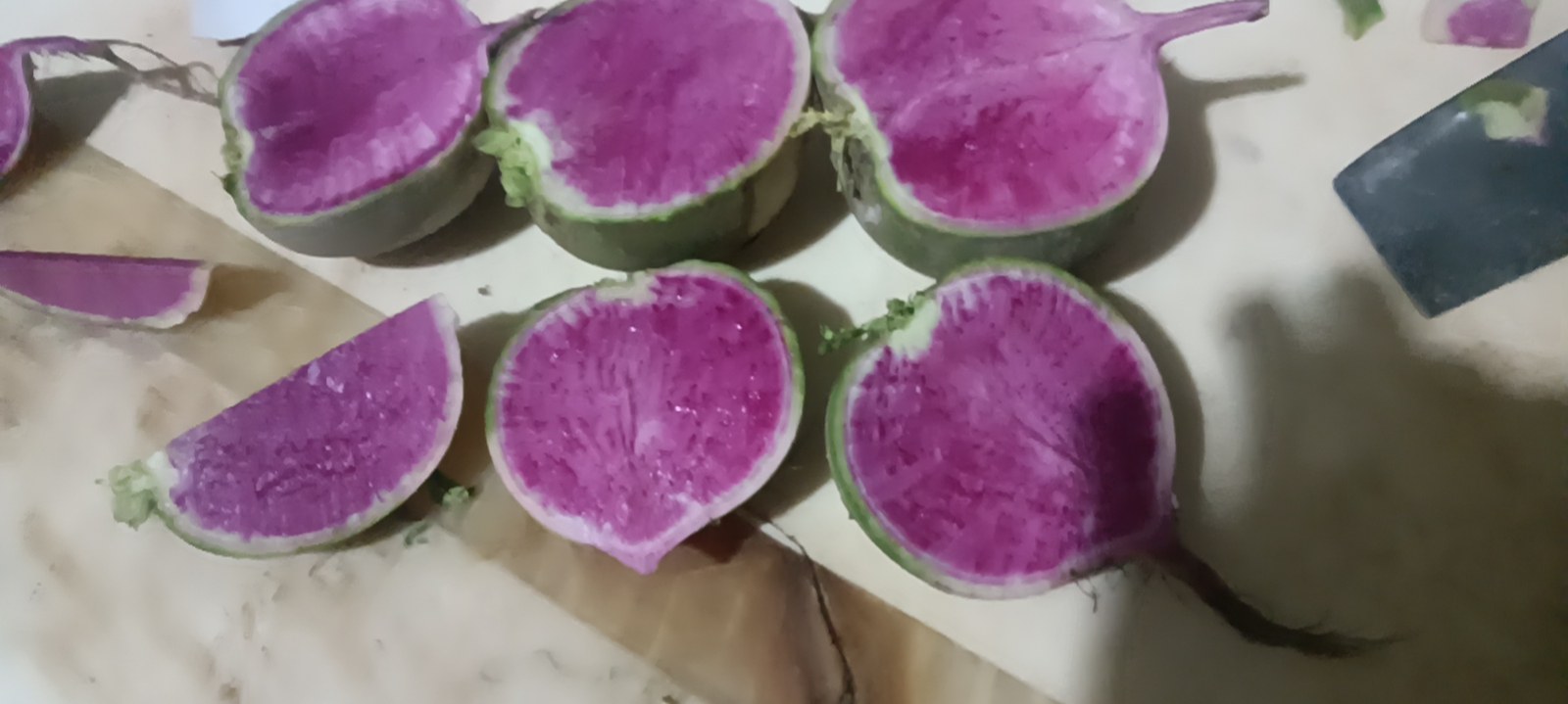 紫菜苔清洗与切段过程