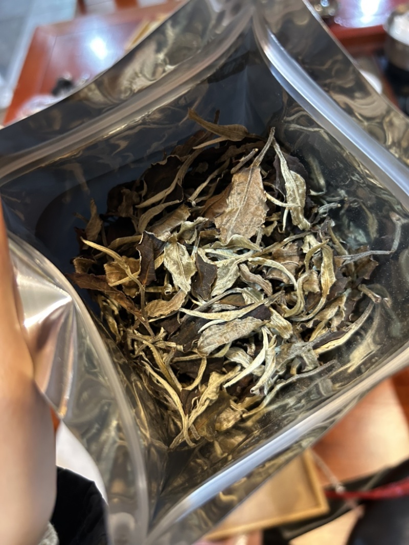 2020年英红九号白茶老白茶英德红茶