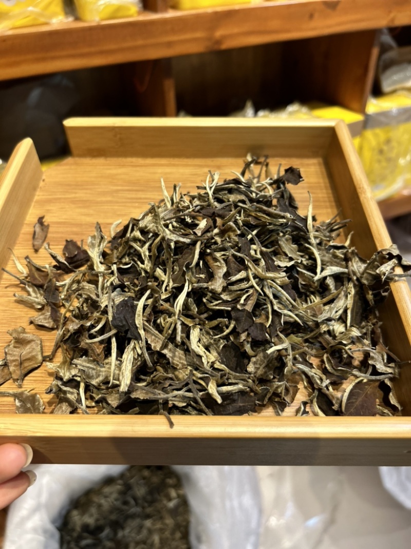 2020年英红九号白茶老白茶英德红茶