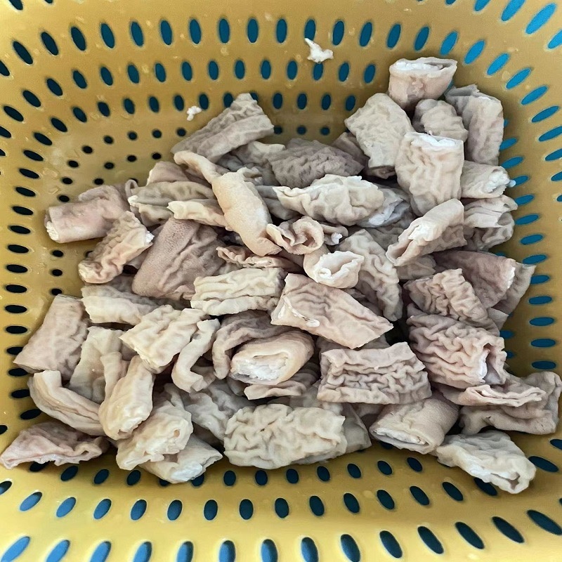 半成品牛小肠，精品牛小肠，现货供应，厂家发货，货量充足。