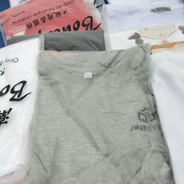男士短袖