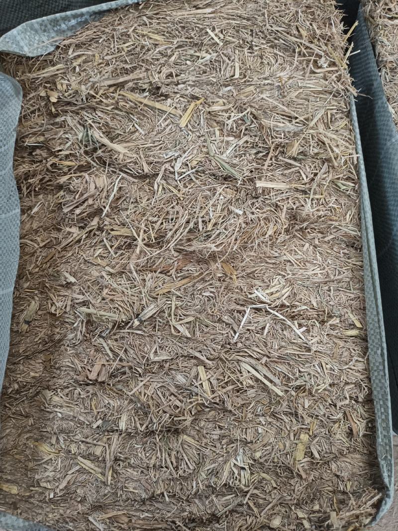青贮草，花生苗牧业饲料