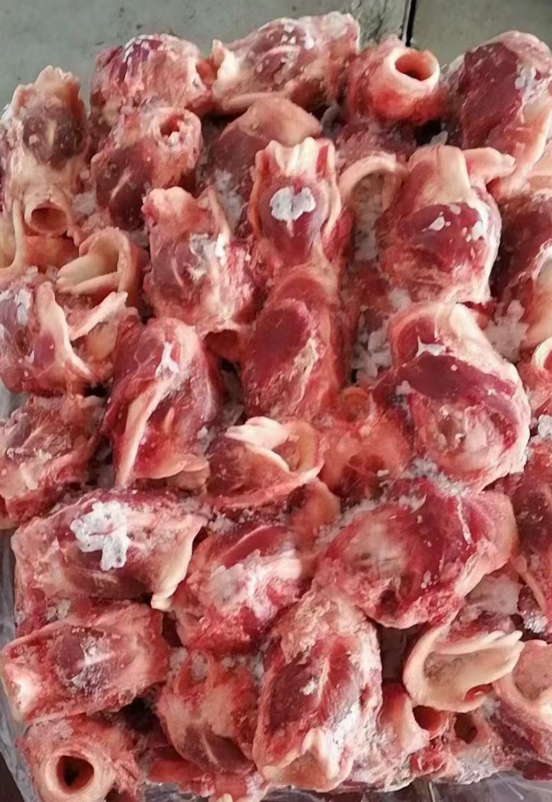 猪喉头一件20斤火锅食材，质量保证，全国发货，价格优惠