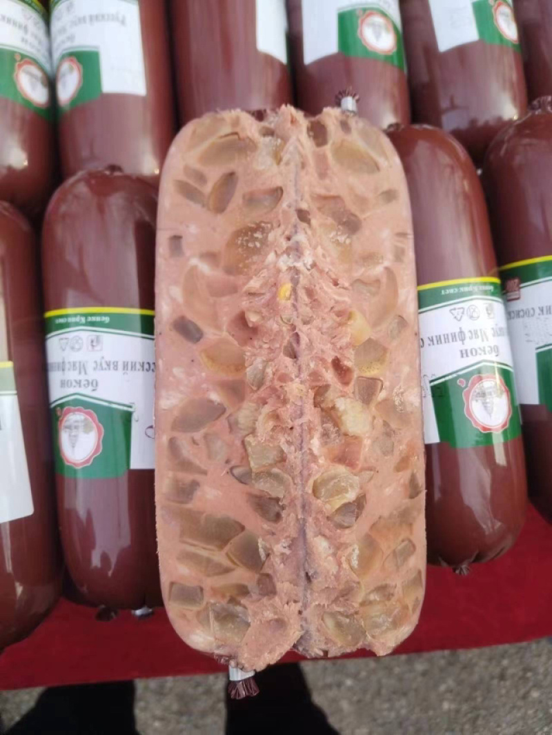 俄罗斯牛筋肠牛肉肠牛腱子肉肠猪排骨肠展会地摊香肠