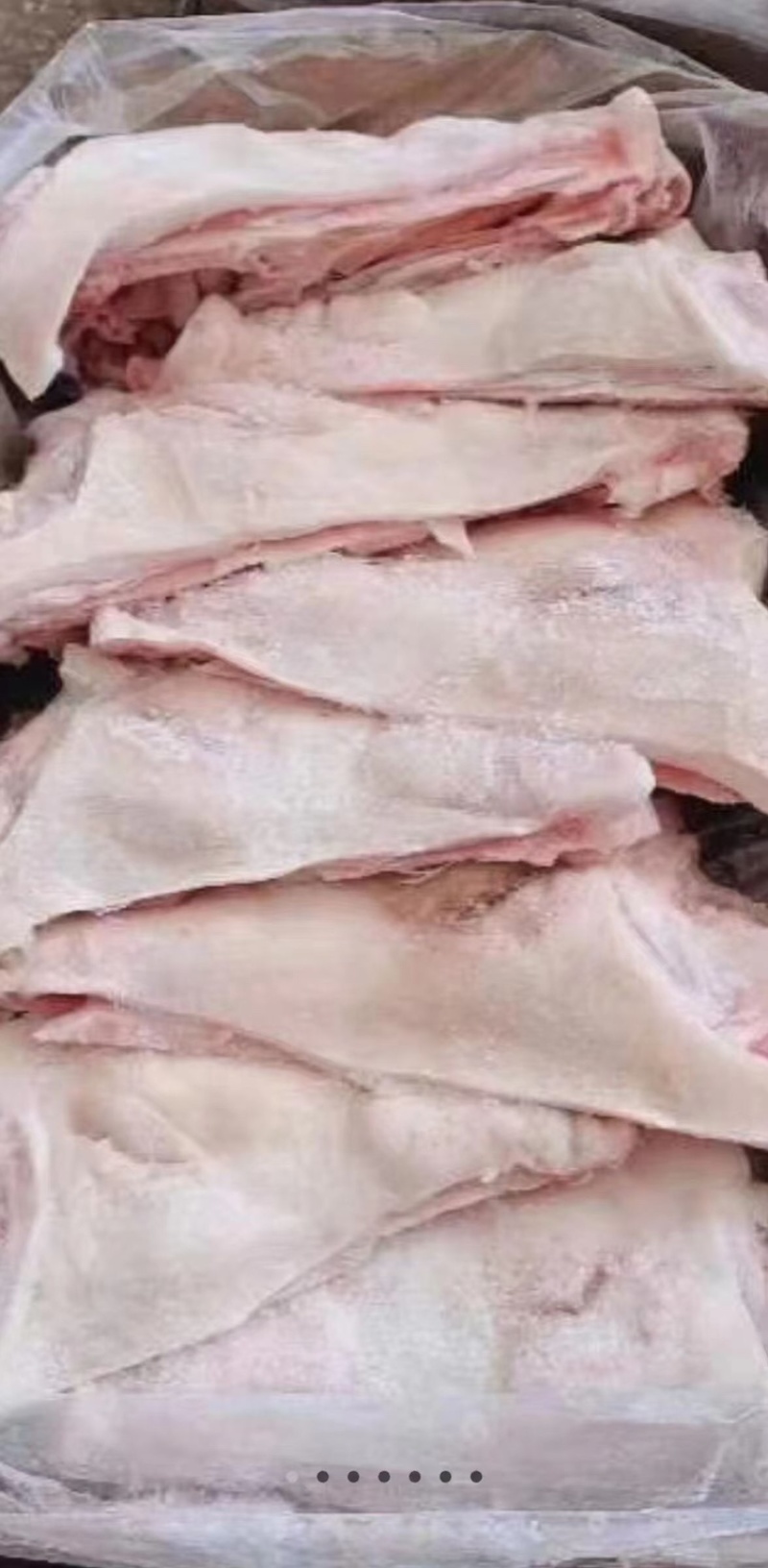 鸿运当头生猪头劈半猪头一手货源证件齐全全国发货食材供应
