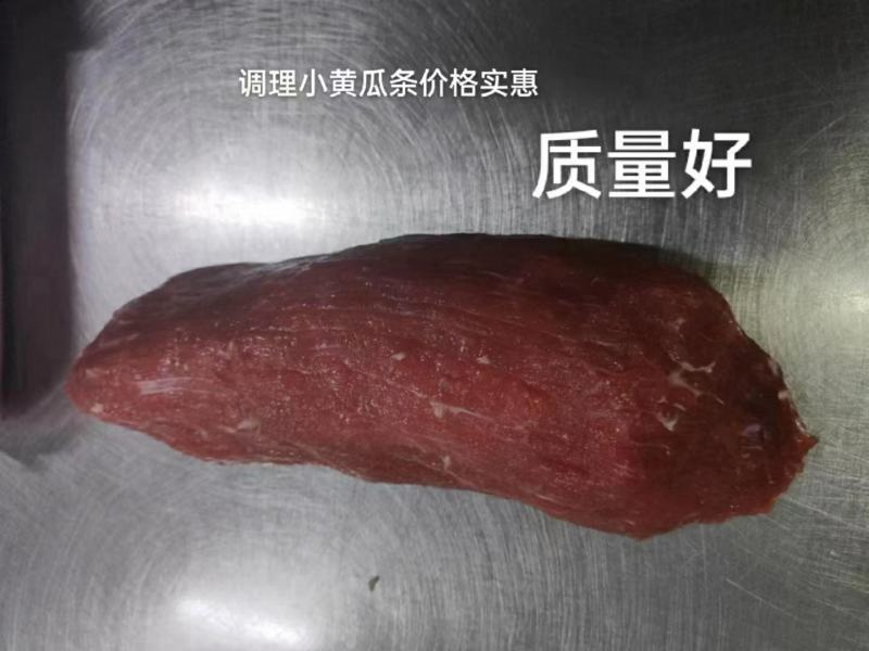 涮锅炖煮烤黄瓜条，肥牛卷，牛排骨，牛肋条样样俱全