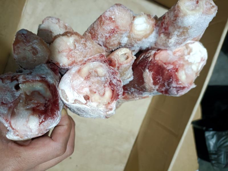 羔羊前腱，单根重量七八两一个，烧烤店，熟食店食材