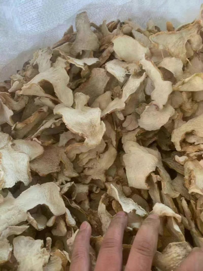 黄精黄盘精状、黄熟精片料投、黄精白片、九蒸九黄晒精、
