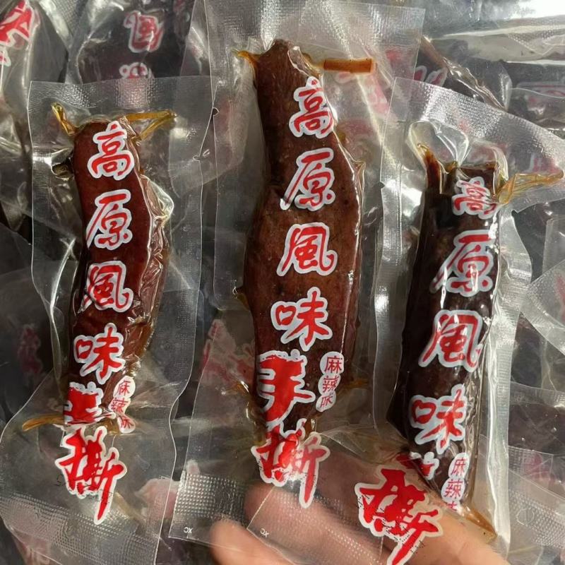 高原风味手撕肉、厂家直供，一手货源，品质保证，全国发货