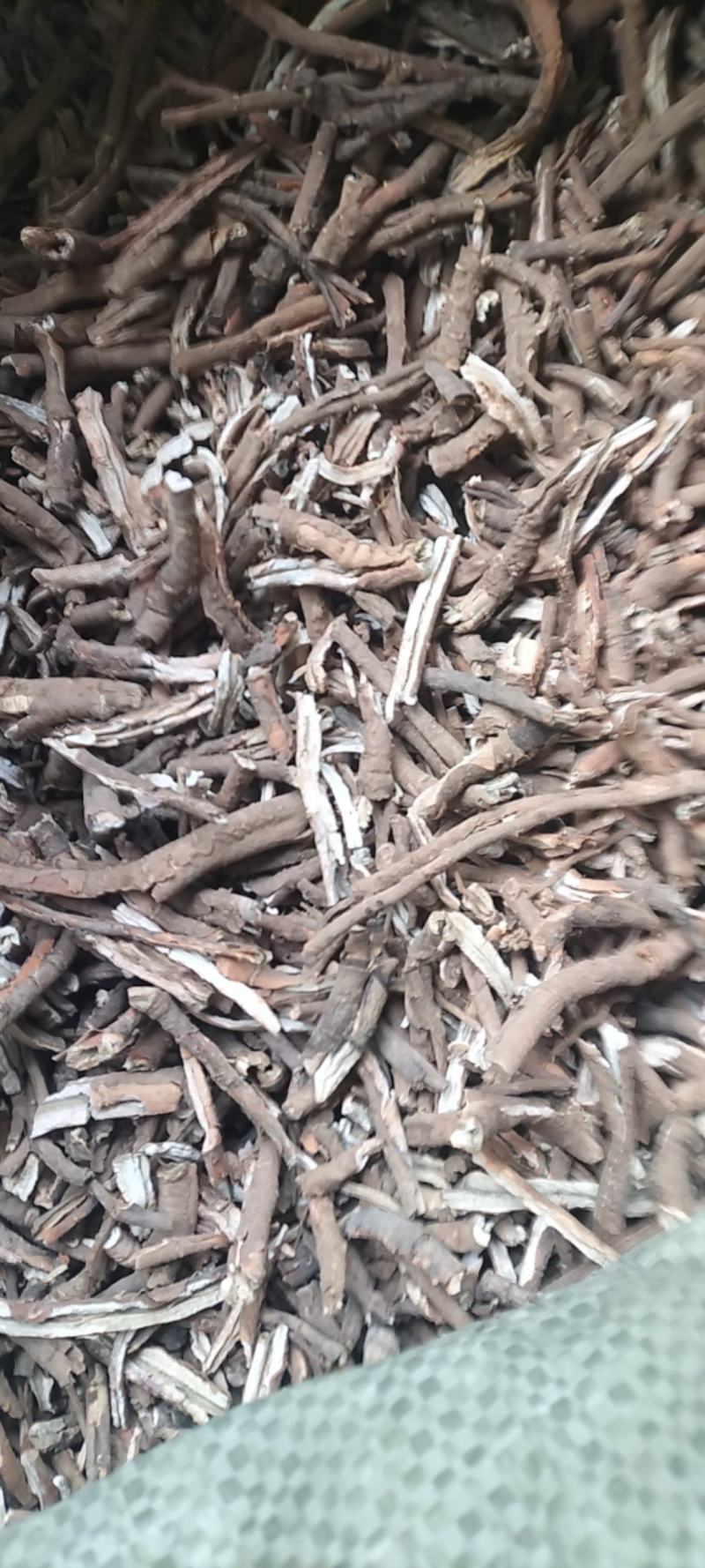 牡丹皮抽芯全抽芯各种规挌有货要大货勿扰