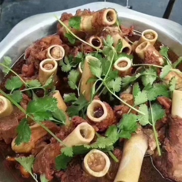 带肉羊棒骨