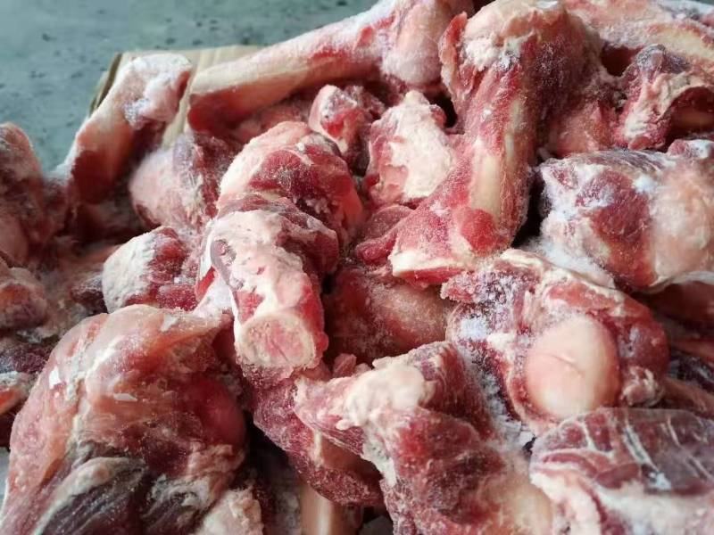 带肉羊棒骨