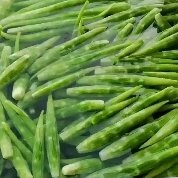 精品削皮莴苣肉大量供应，肉子干净，青肉