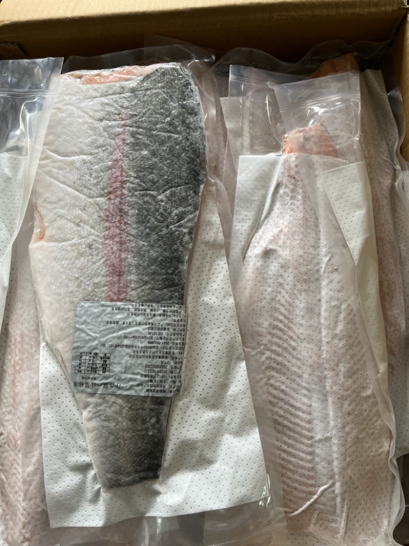 三文鱼柳、片、扒，品质好，价格实惠，工厂批发销售