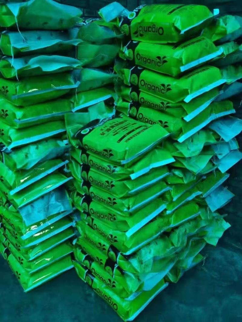 矿源黄腐酸钾优等品生根改土肥抗重茬片状晶体微颗粒新疆原料
