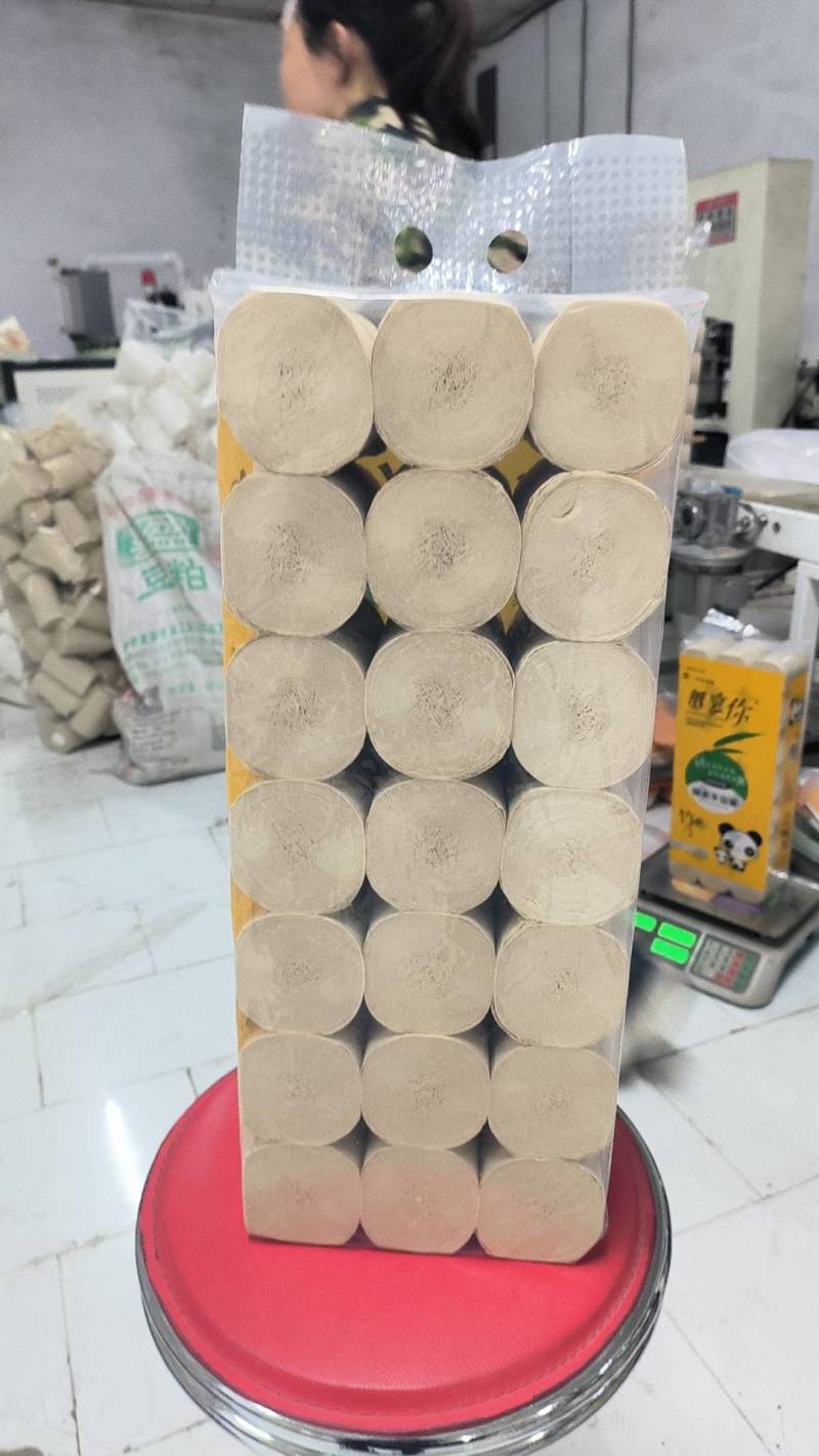 3.2斤本色高湿强原纸成品，不掉沫不掉粉，遇水能当湿巾用