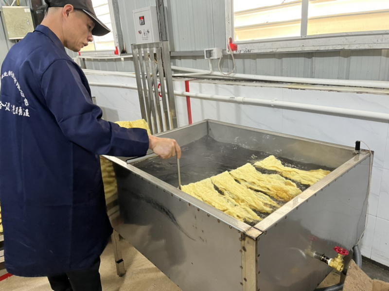 炸腐竹炸竹色泽好质量高十斤一箱两包每包5斤