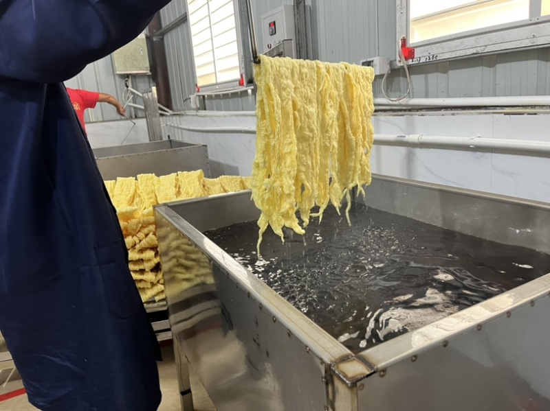 炸腐竹炸竹色泽好质量高十斤一箱两包每包5斤