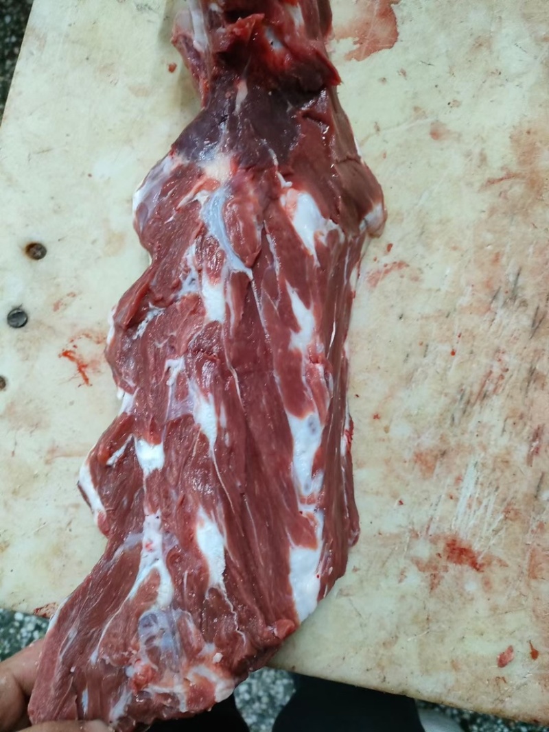 满肉牛脖骨价格下调