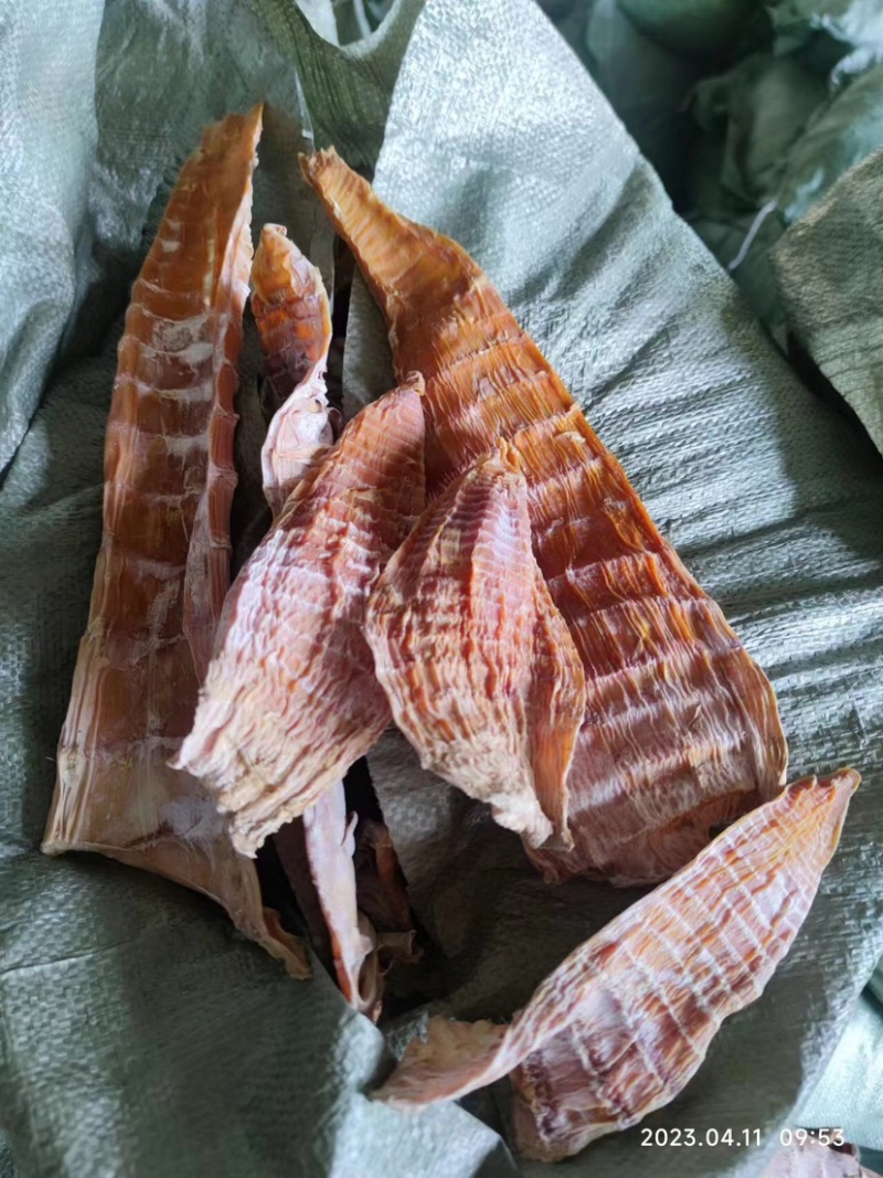井冈山玉兰片，烟笋干，烟熏笋干，大量有货