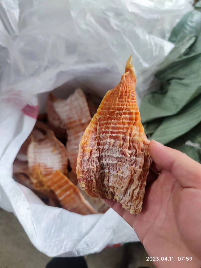 井冈山玉兰片，烟笋干，烟熏笋干，大量有货